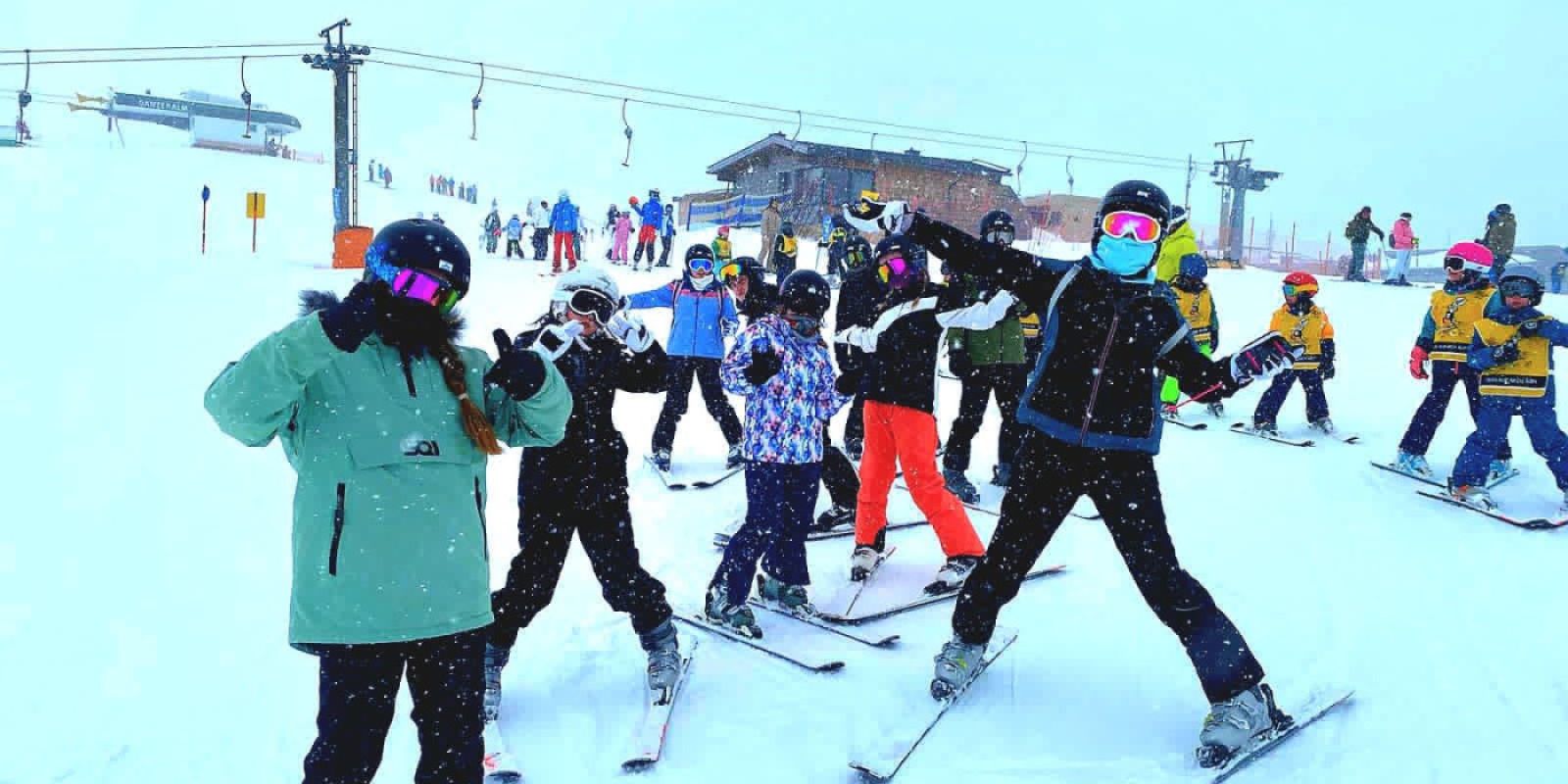 Students & Staff Celebrate a Successful Ski Trip in Austria